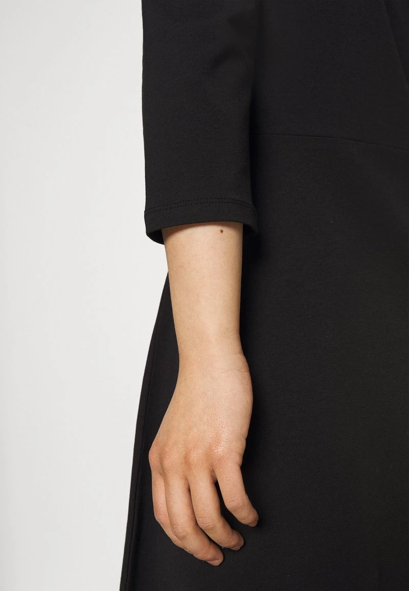 Brandneu ✔️ ONLY Petite Damen ONLLIVE LOVE SKATER 👗 DRESS - Jerseykleid - Black ⌛ – Bild 6