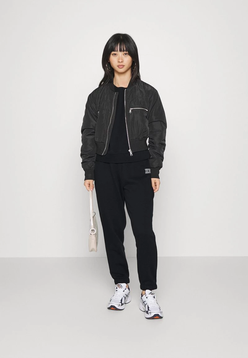 Bestes Angebot 💯 ONLY Petite Damen ONLLULA SET - Sweatshirt - Black 👍 – Bild 2