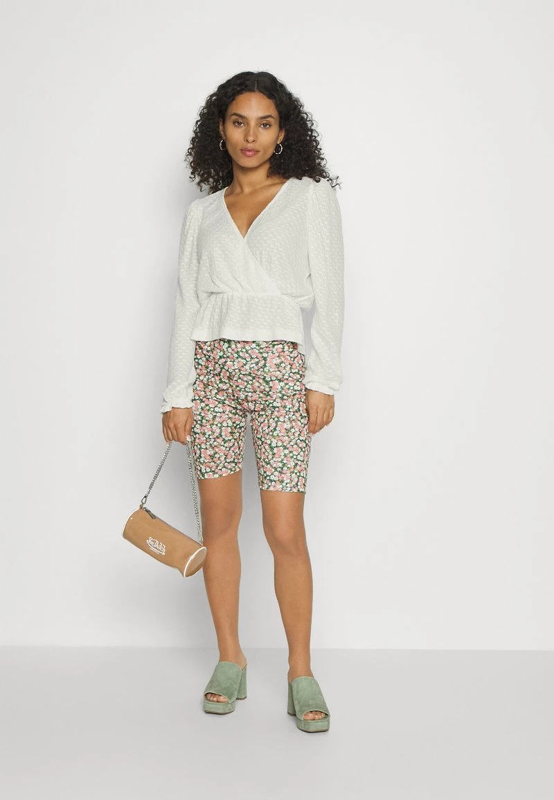 Auslauf 🛒 ONLY Petite Damen ONLSTEFFIE V NECK - Strickpullover - Cloud Dancer 😀 – Bild 2