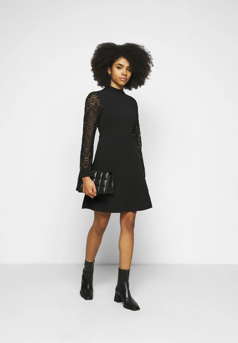 Bestes Angebot 🤩 ONLY Petite Damen ONLMILLE LIFE MIX 👗 DRESS - Jerseykleid - Black 👏 – Bild 2