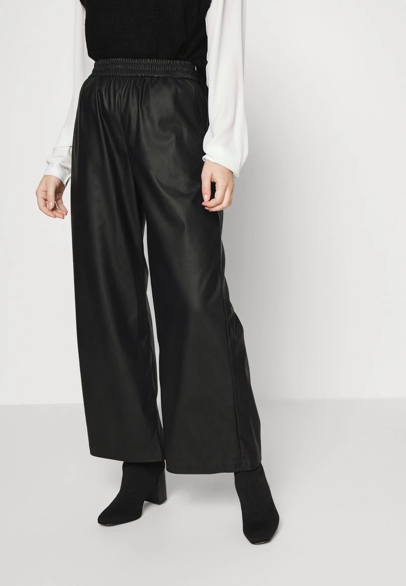 Angebote 🎉 ONLY Petite Damen ONLTINA ANKLE PANT - Stoffhose - Black 😀