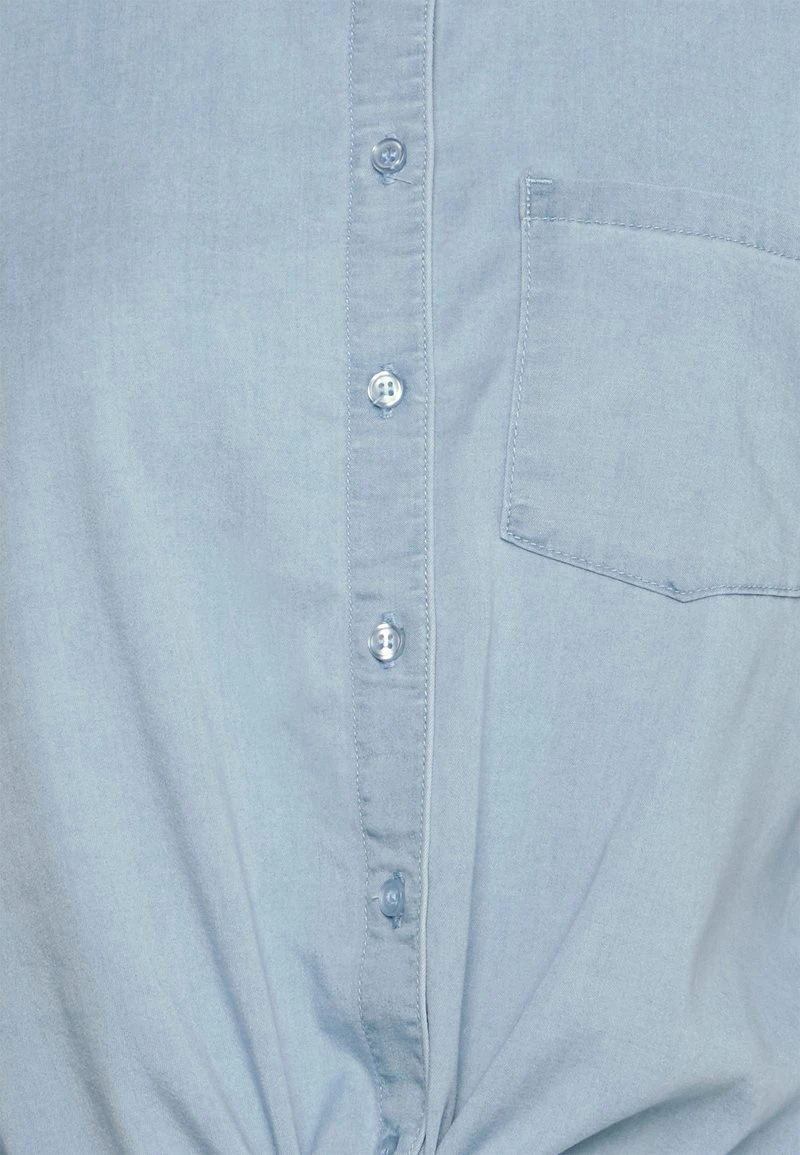 Coupon 👏 ONLY Petite Damen ONLPEMA LECEY LIFE KNOT - Hemdbluse - Light Blue Denim ✔️ – Bild 3