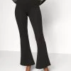 Bester Verkauf 😉 ONLY Petite Damen ONLFEVER FLAIRED PANTS - Stoffhose - Black 👏