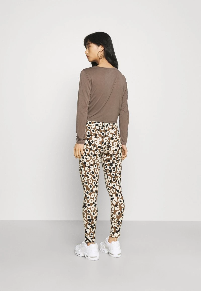 Blitzangebot ⌛ ONLY Petite Damen ONLFREE LIFE TWIST - Langarmshirt - Walnut 💯 – Bild 3