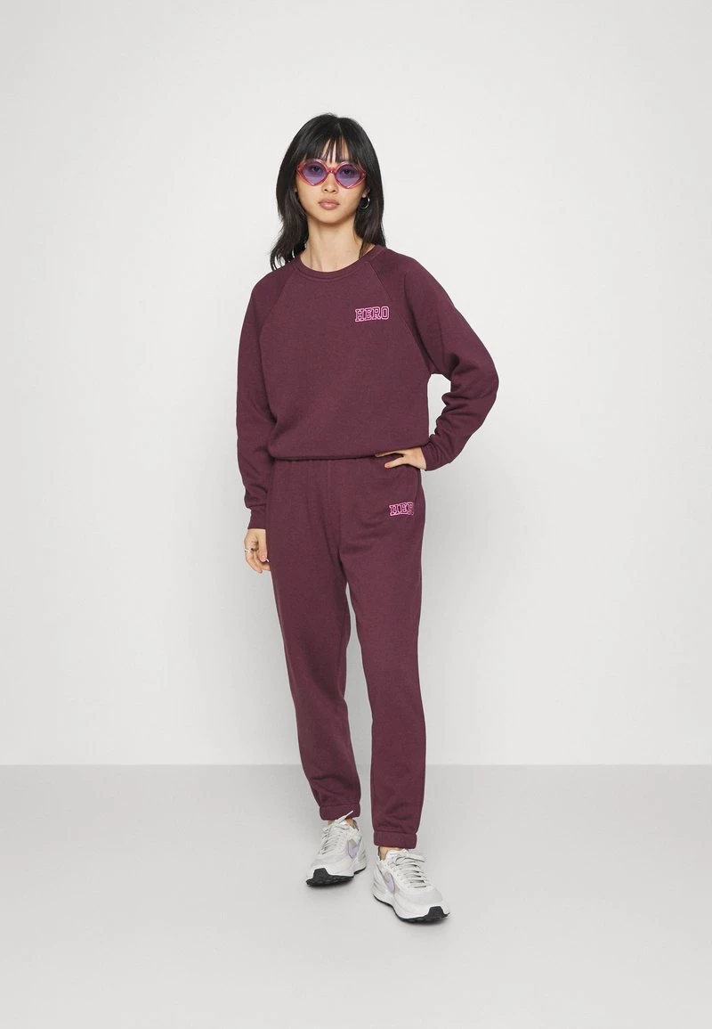 Rabatt 🤩 ONLY Petite Damen ONLLULA SET - Sweatshirt - Winetasting 🧨 – Bild 2