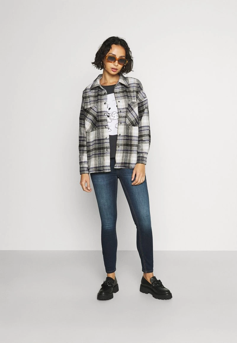 Billig 🔥 ONLY Petite Damen ONLPIA PLAIDED - Hemdbluse - Blue Graphite/cloud Dancer 🤩 – Bild 2