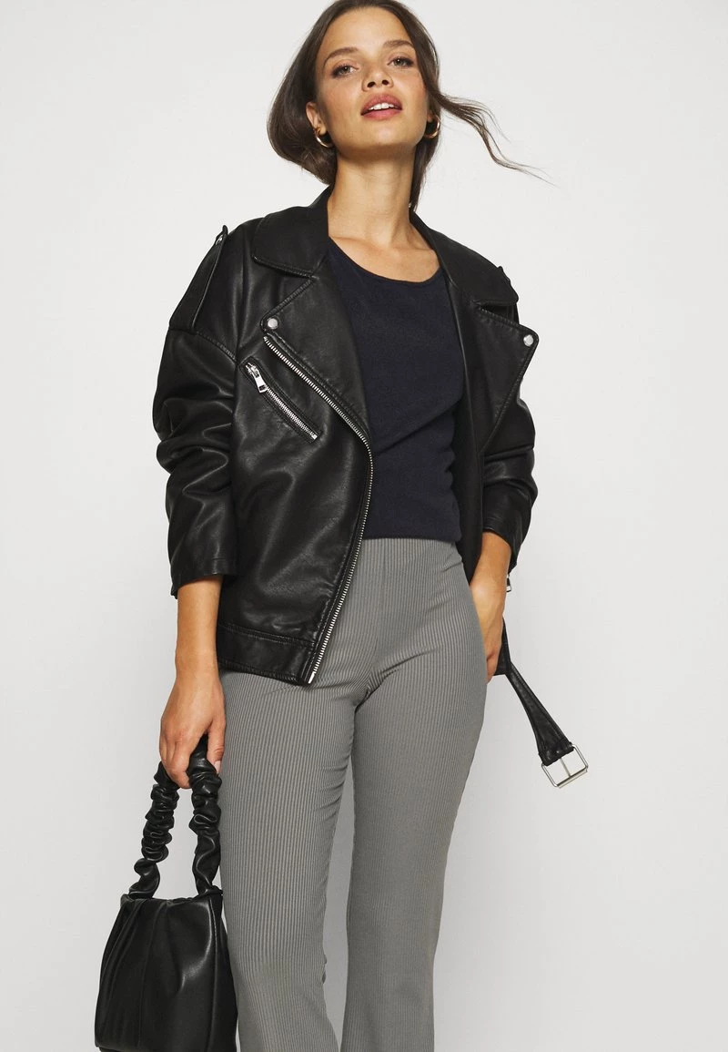 Großhandel 😉 ONLY Petite Damen ONLBELL BIKER - Lederjacke - Black 🌟 – Bild 4