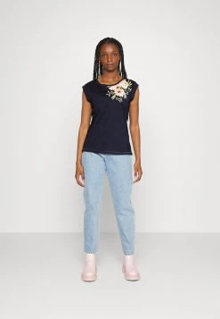 Billig 👍 ONLY Petite Damen ONLBONE FEEL FEATHERS BOX - T-Shirt Print - Night Sky 🌟