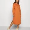 Angebote ✨ ONLY Petite ONLINC JOEY EVERY HOODIE 👗 DRESS - Freizeitkleid - Bombay Brown | Damen 🤩