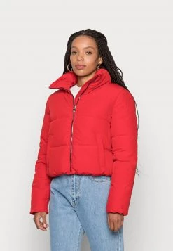 Coupon 😀 ONLY Petite Damen ONLDOLLY SHORT PUFFER JACKET - Winterjacke - Mars Red 🎁