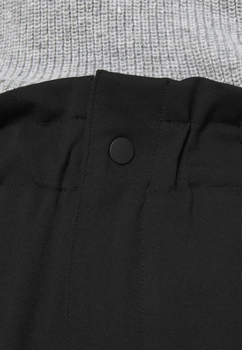 Am billigsten 💯 ONLY Petite ONLPOPTRASH OVA LIFE CARROT PANT - Stoffhose - Black | Damen 👏 – Bild 5