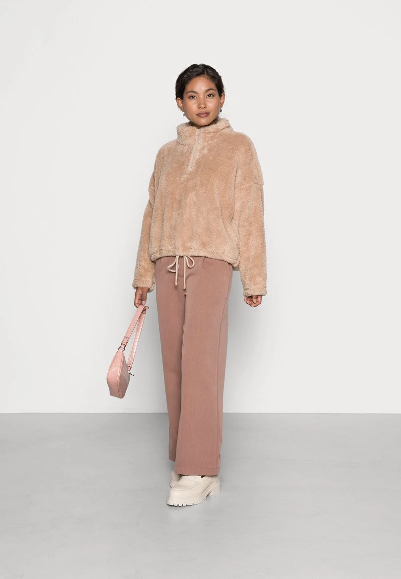 Bestpreis 🔥 ONLY Petite Damen ONLBEA CONTACT ANORAK - Sweatshirt - Cuban Sand ✨ – Bild 2