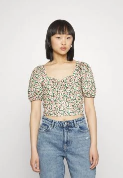 Neu ✔️ ONLY Petite Damen ONLTHEA FEVER PUFF - T-Shirt Print - Greener Pastures 👍
