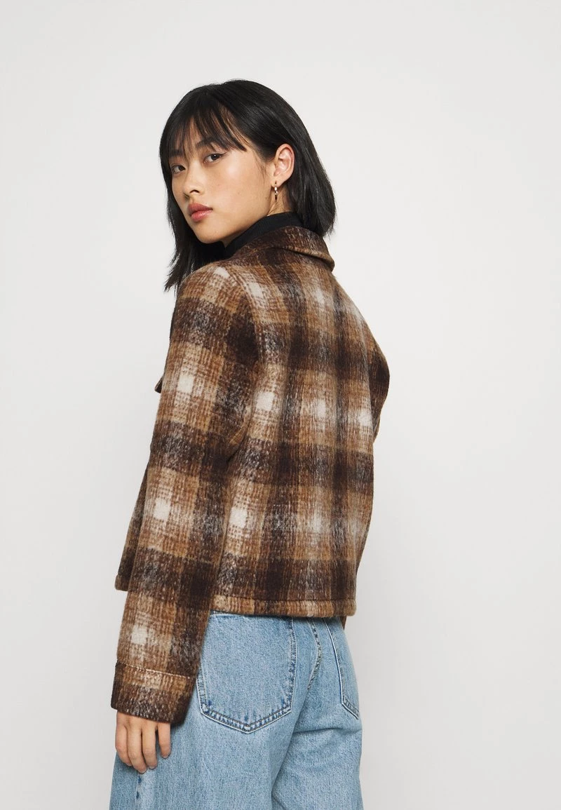 Billig ✨ ONLY Petite Damen ONLLOU CHECK JACKET - Leichte Jacke - Pumice Stone 🛒 – Bild 3