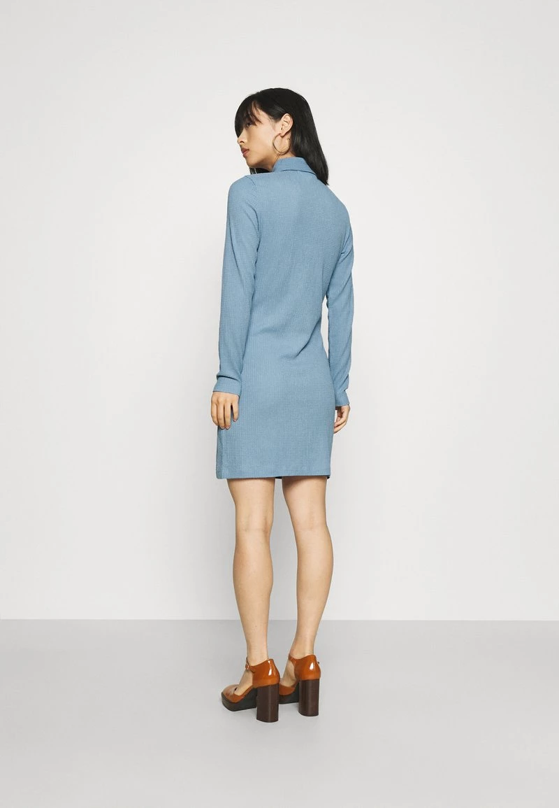 Schlussverkauf ✔️ ONLY Petite Damen ONLHONEY 👕 SHIRT 👗 DRESS - Jerseykleid - Light Blue 🧨 – Bild 3