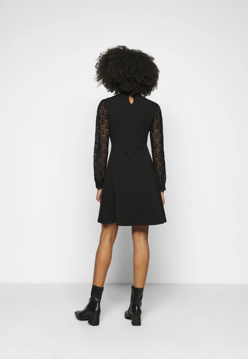 Bestes Angebot 🤩 ONLY Petite Damen ONLMILLE LIFE MIX 👗 DRESS - Jerseykleid - Black 👏 – Bild 3