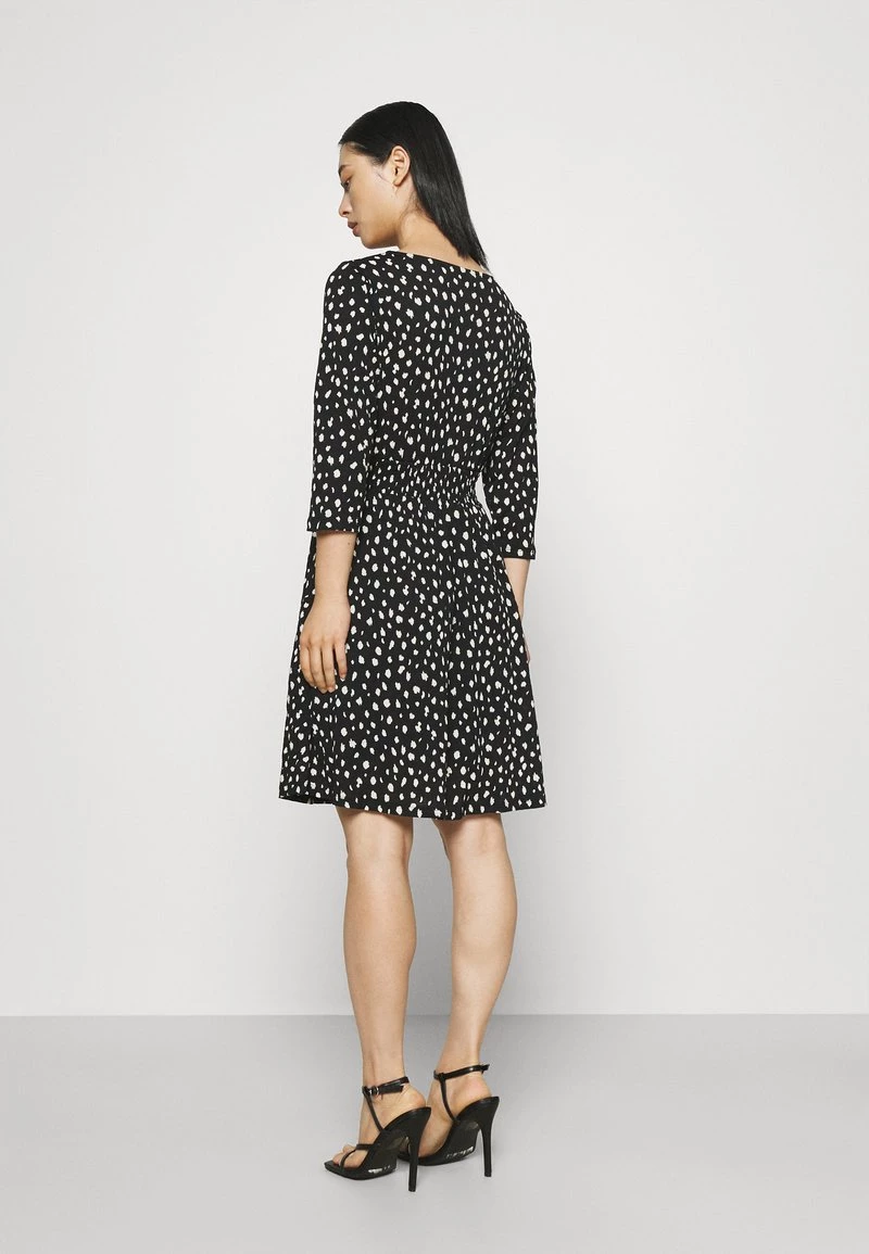 Coupon ❤️ ONLY Petite Damen ONLPELLA 3/4 WRAP SHORT 👗 DRESS - Jerseykleid - Black ⭐ – Bild 3