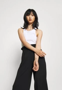 Beste Bewertungen von 🧨 ONLY Petite ONLPOPTRASH CALY LIFE WIDE - Stoffhose - Black | Damen ✨