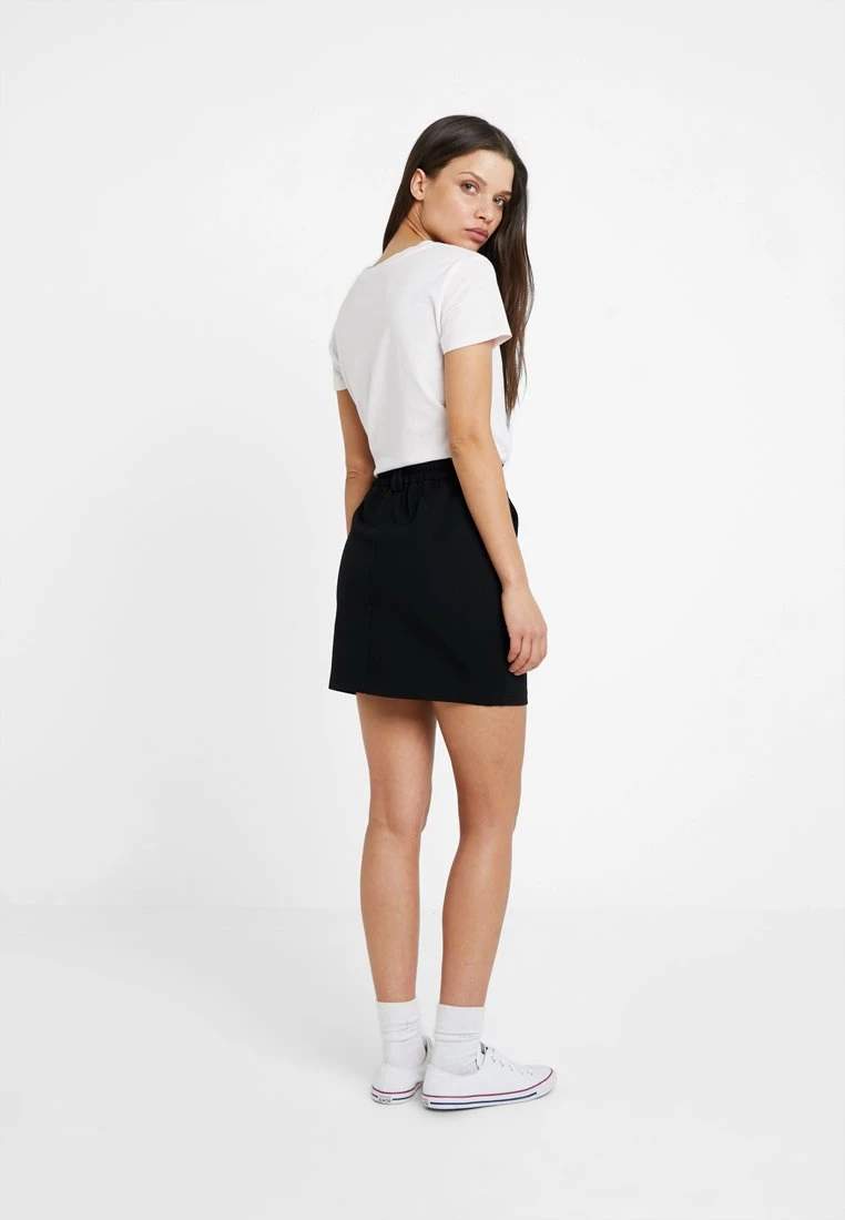 Top 10 ⌛ ONLY Petite Damen ONLPOPTRASH EASY 👗 SKIRT - Minirock - Black 🔔 – Bild 3