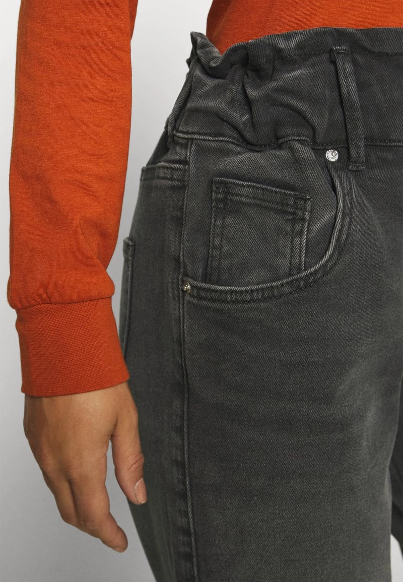 Blitzangebot ❤️ ONLY Petite Damen ONLINC CARROT - 👖 Jeans Relaxed Fit - Black Denim ✨ – Bild 6